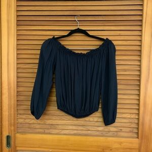 🌊Buy 2 get 1 Free 🌊 Brandy Melville off the shoulder top